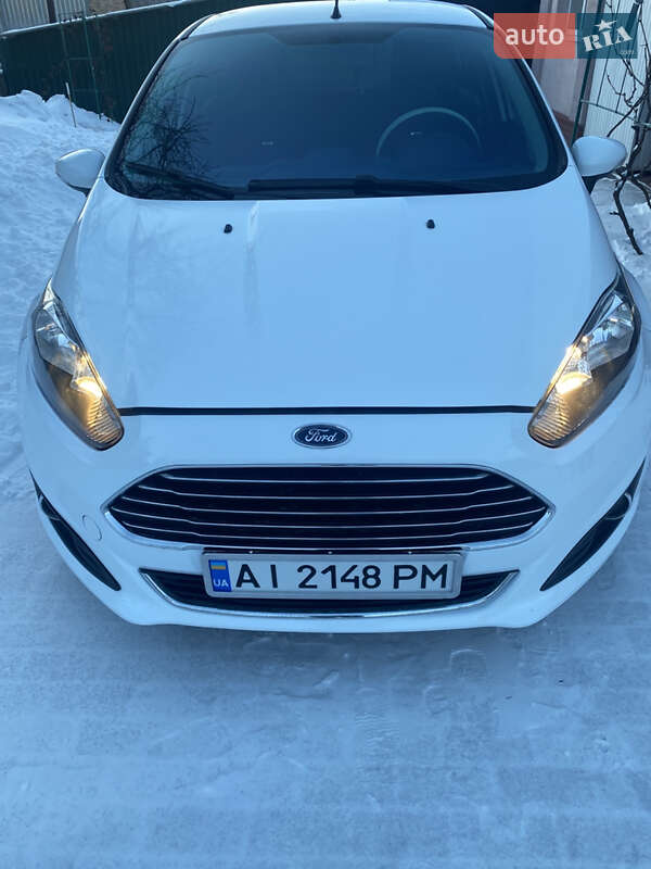 Хэтчбек Ford Fiesta 2014 в Ставище фото Хэтчбек Ford Fiesta 2014 в Ставище