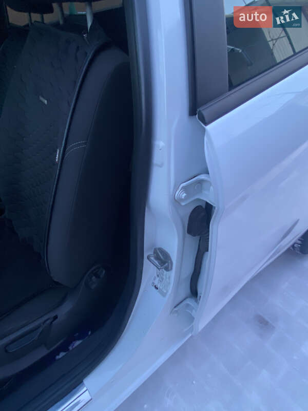 Хэтчбек Ford Fiesta 2014 в Ставище фото 8 Хэтчбек Ford Fiesta 2014 в Ставище