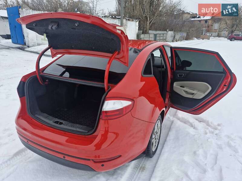 Седан Ford Fiesta 2015 в Белой Церкви