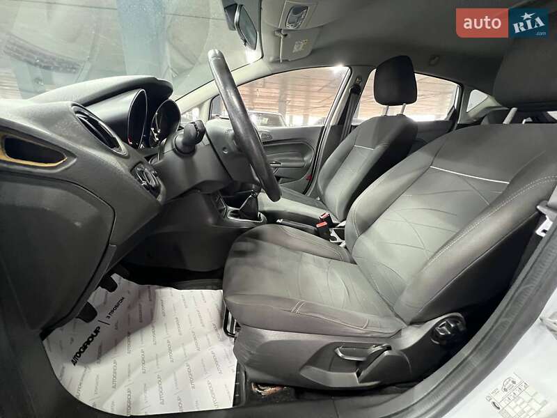 Хэтчбек Ford Fiesta 2014 в Одессе фото 19 Хэтчбек Ford Fiesta 2014 в Одессе