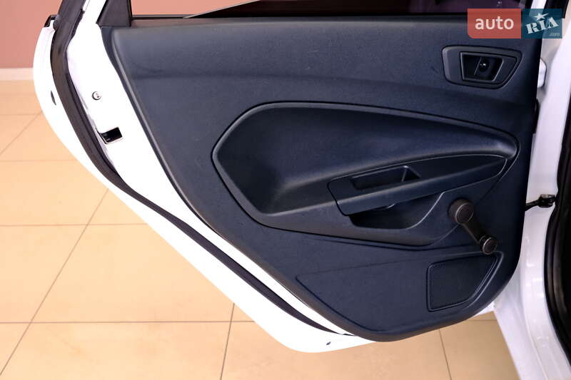 Хетчбек Ford Fiesta 2012 в Одесі фото 26 Хетчбек Ford Fiesta 2012 в Одесі