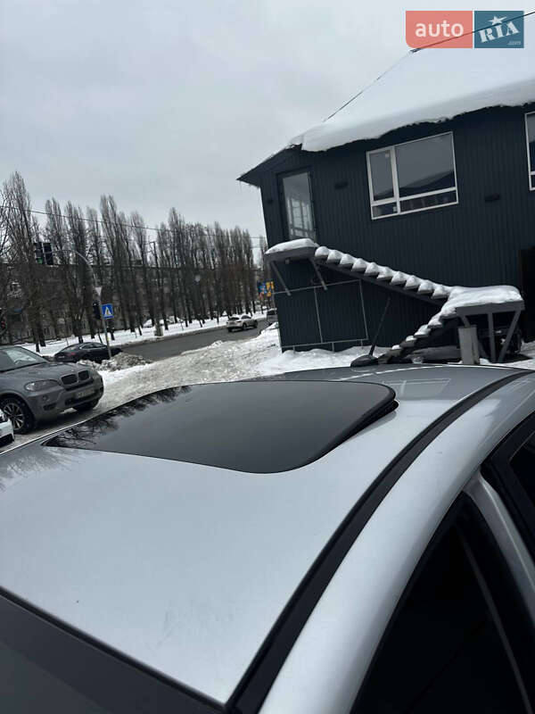 Седан Ford Fiesta 2017 в Києві