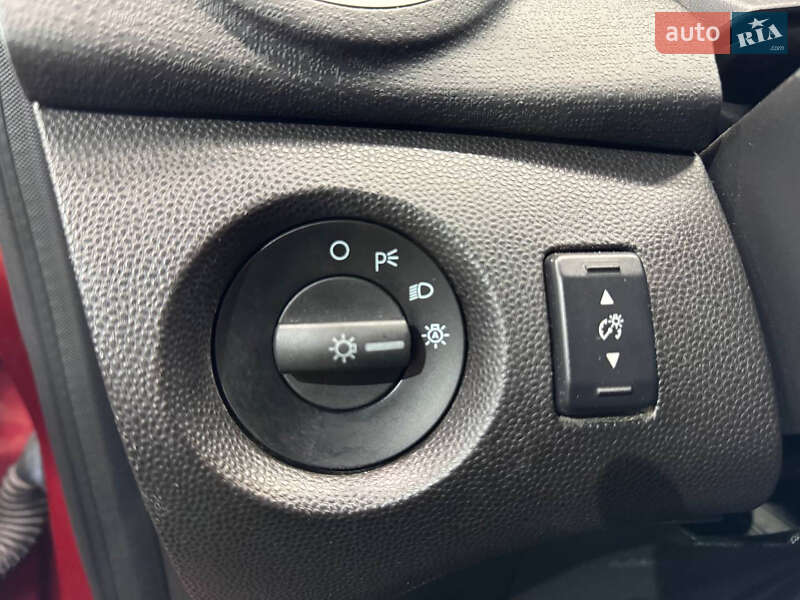 Седан Ford Fiesta 2014 в Киеве