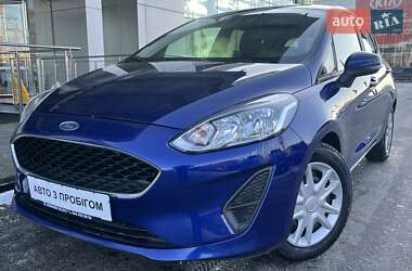 Хетчбек Ford Fiesta 2017 в Києві