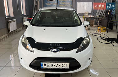 Хэтчбек Ford Fiesta 2012 в Днепре
