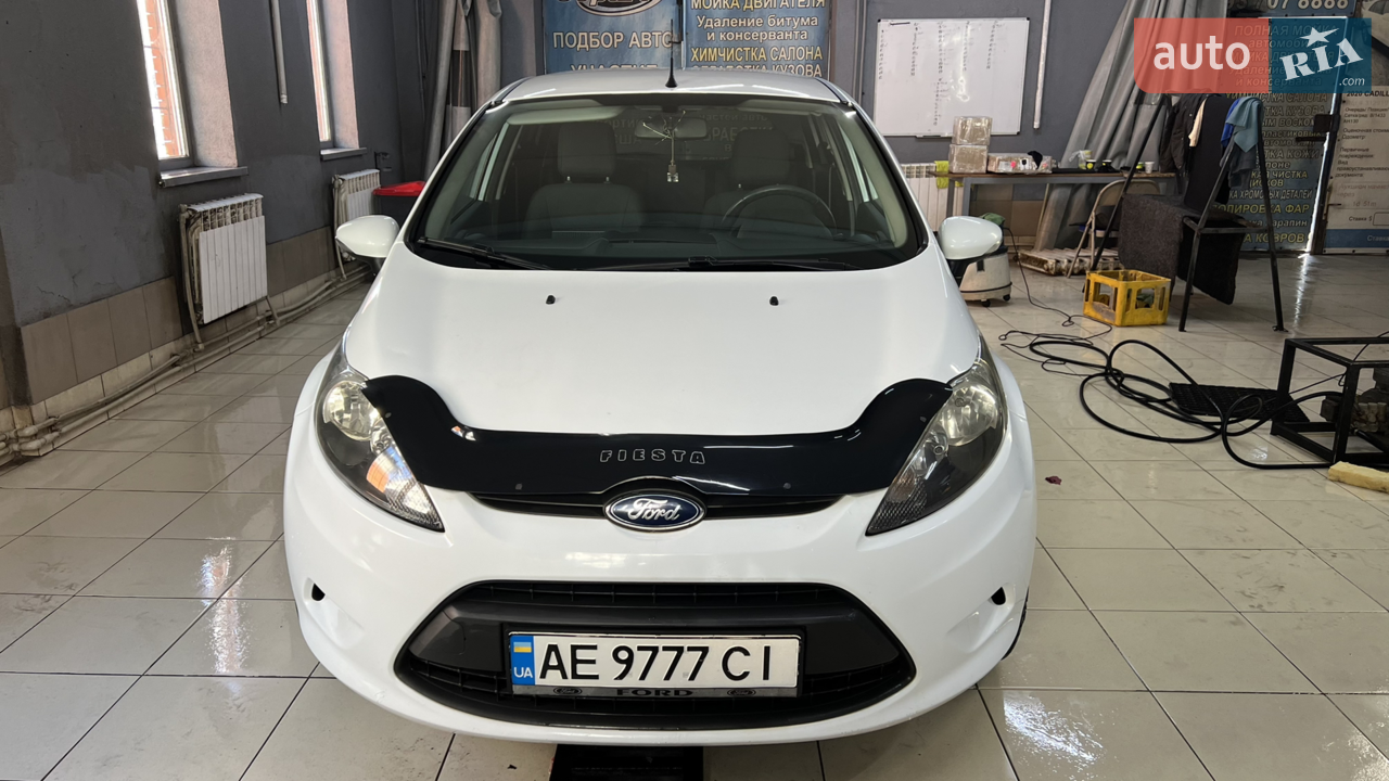 2013 Ford Fiesta - мініатюра 16