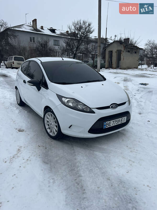 Хетчбек Ford Fiesta 2009 в Березівці