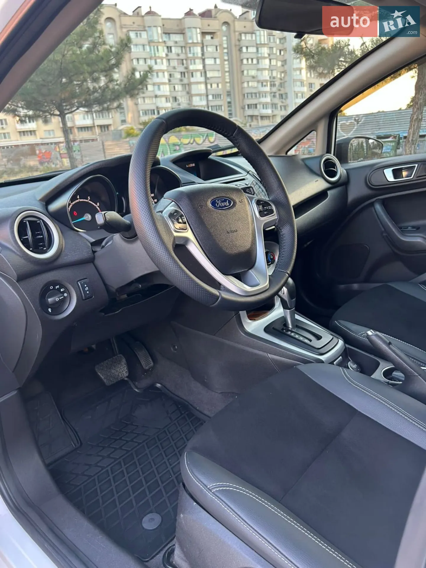 2015 Ford Fiesta - мініатюра 4