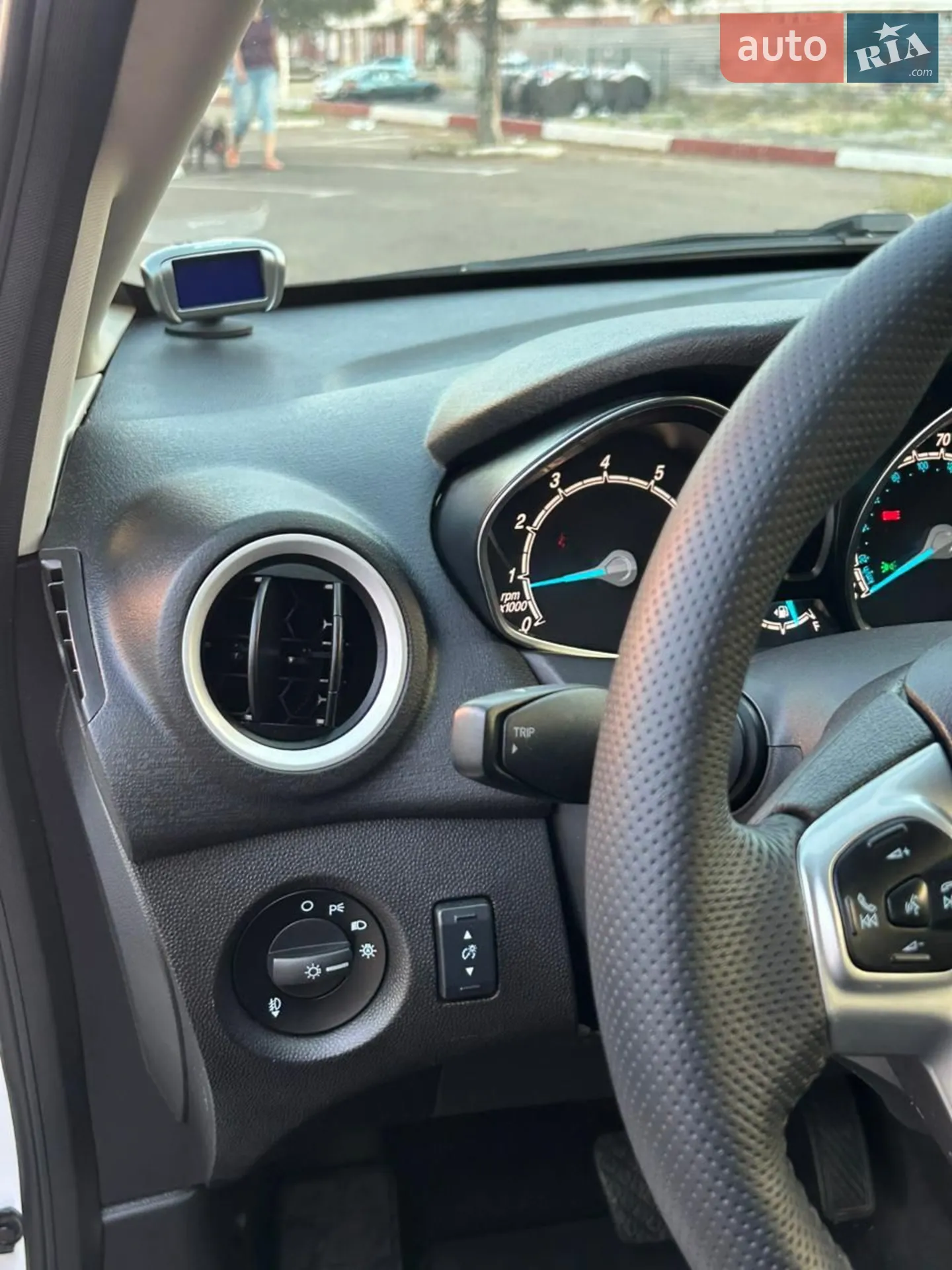 2015 Ford Fiesta - мініатюра 17