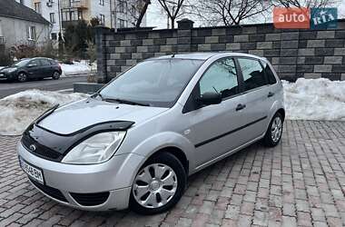 Хэтчбек Ford Fiesta 2005 в Ровно