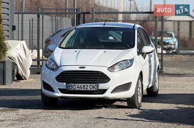 Хэтчбек Ford Fiesta 2014 в Львове