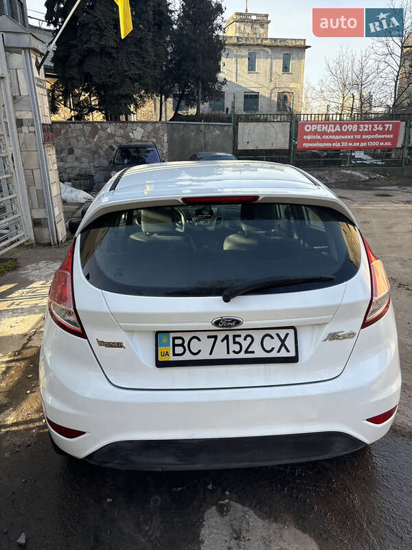 Хетчбек Ford Fiesta 2012 в Львові