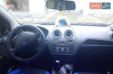 Хэтчбек Ford Fiesta 2008 в Голованевске