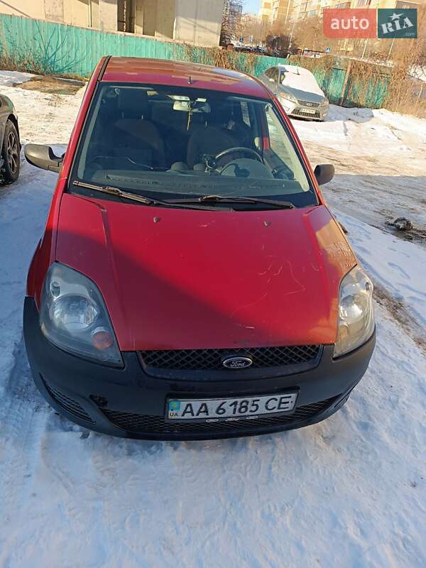 Хетчбек Ford Fiesta 2006 в Києві
