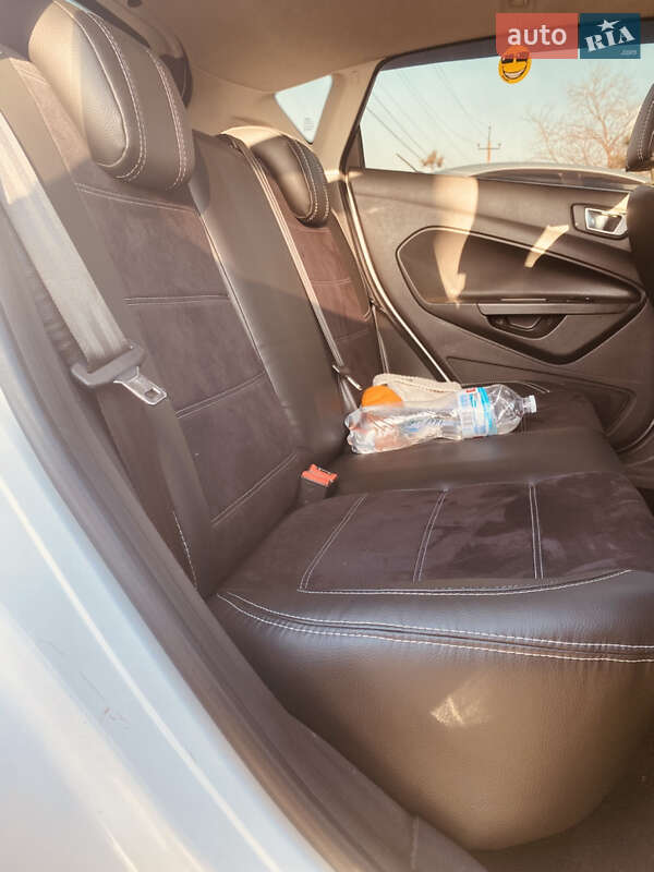 Хетчбек Ford Fiesta 2013 в Одесі
