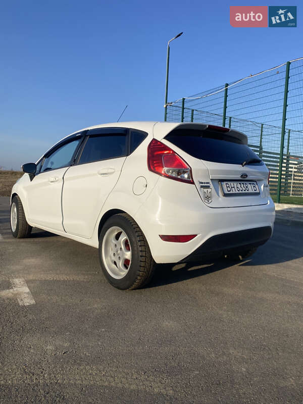 Хетчбек Ford Fiesta 2013 в Одесі