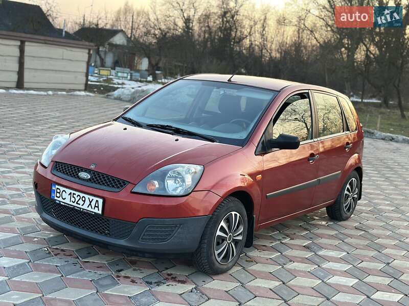Хэтчбек Ford Fiesta 2006 в Черновцах фото 2 Хэтчбек Ford Fiesta 2006 в Черновцах
