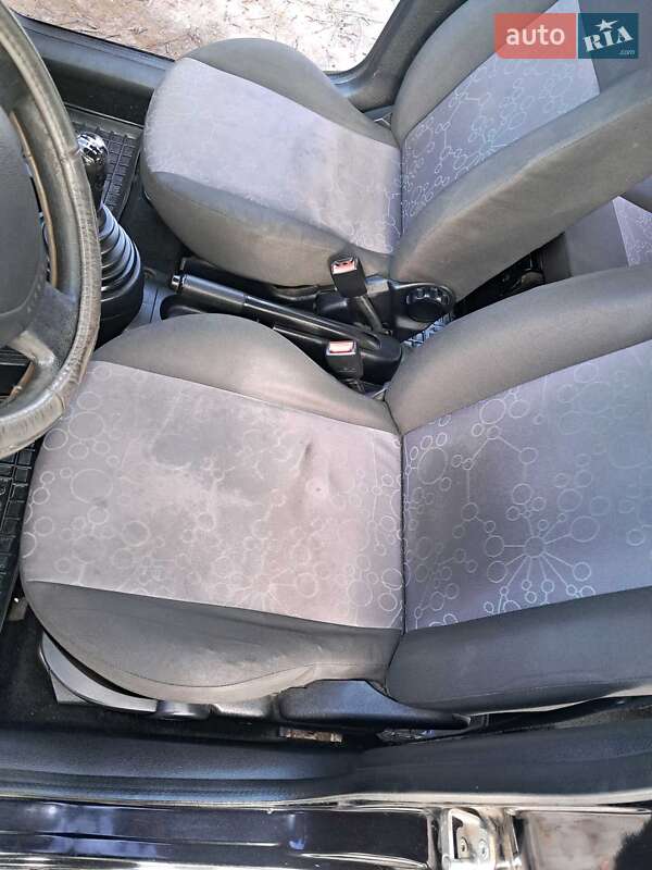 Хэтчбек Ford Fiesta 2006 в Киеве