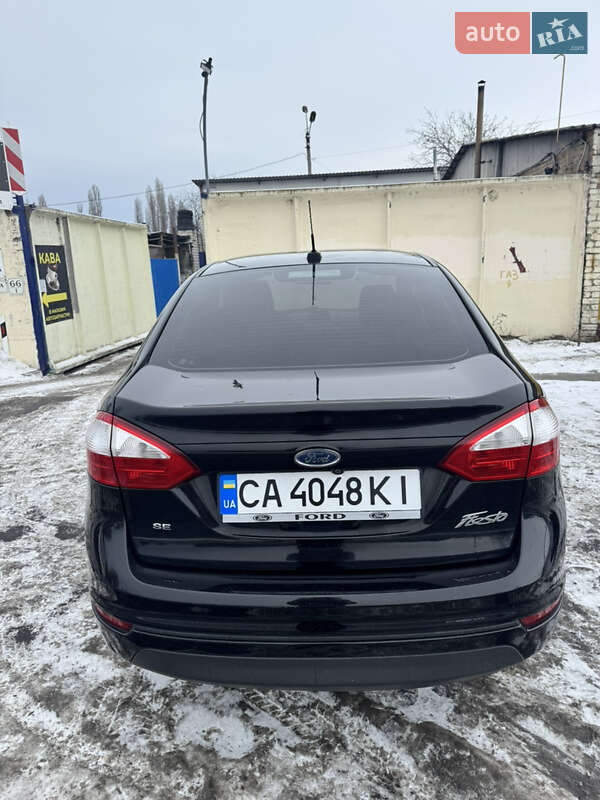 Седан Ford Fiesta 2018 в Черкассах