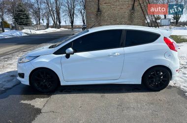 Хэтчбек Ford Fiesta 2013 в Киеве