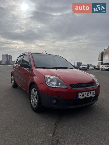 Хетчбек Ford Fiesta 2008 в Києві