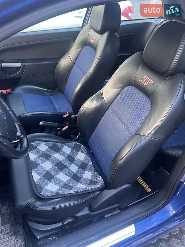 Хетчбек Ford Fiesta 2007 в Львові