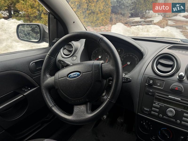 Хетчбек Ford Fiesta 2007 в Прилуках