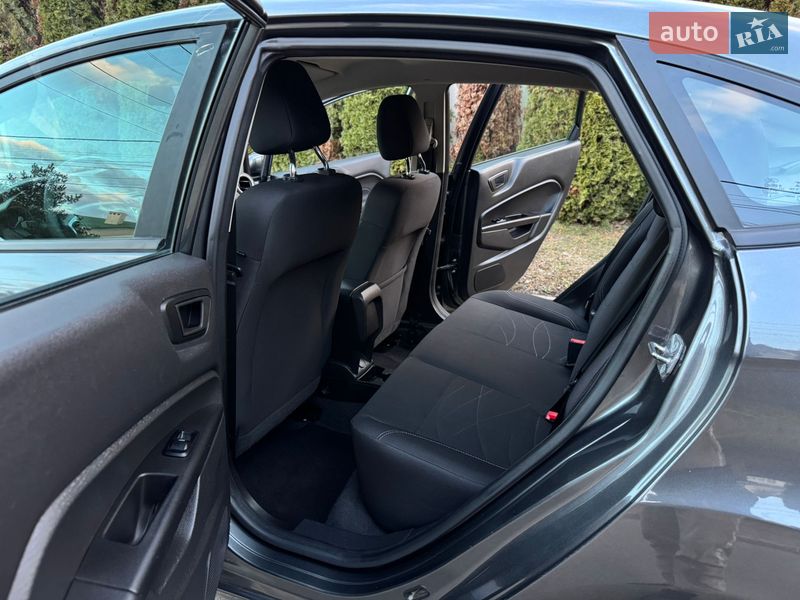 Седан Ford Fiesta 2019 в Одесі