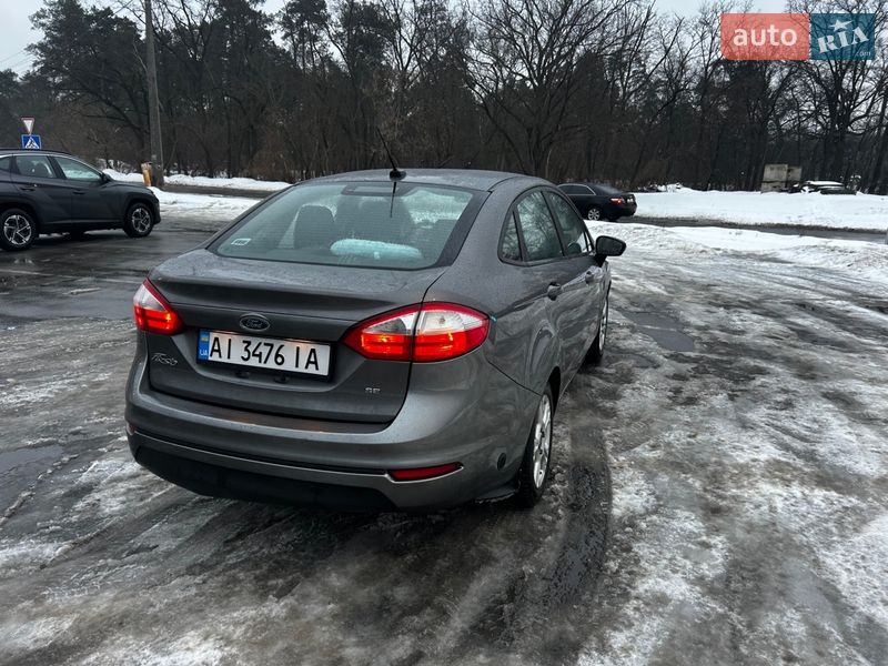 Седан Ford Fiesta 2013 в Броварах