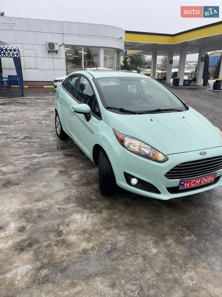Седан Ford Fiesta 2017 в Львове