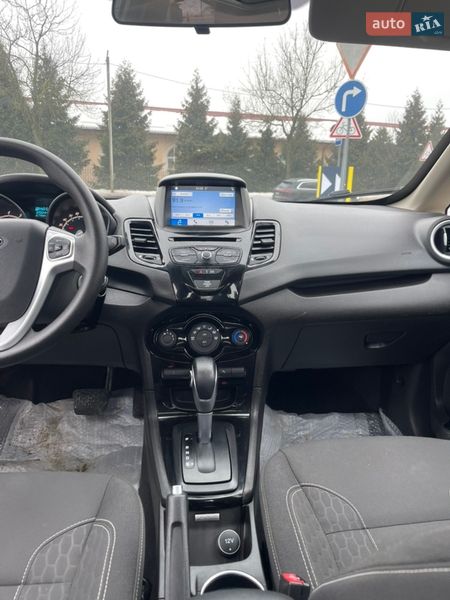 Седан Ford Fiesta 2017 в Львове