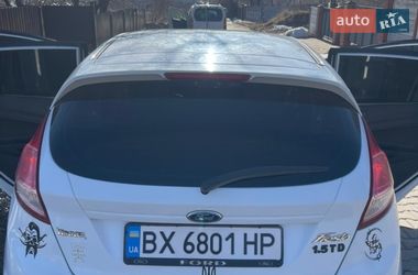 Хэтчбек Ford Fiesta 2015 в Хмельницком