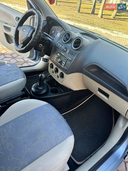 Хетчбек Ford Fiesta 2007 в Лубнах