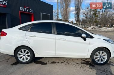 Седан Ford Fiesta 2012 в Харькове