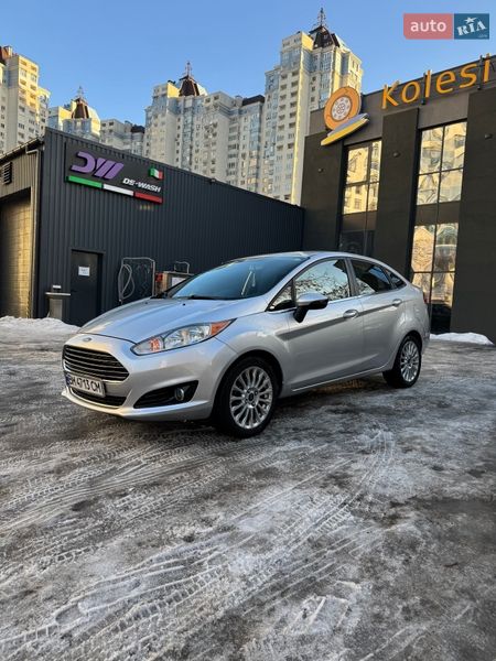 Седан Ford Fiesta 2014 в Києві