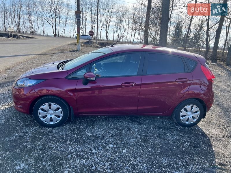 Хэтчбек Ford Fiesta 2011 в Тернополе