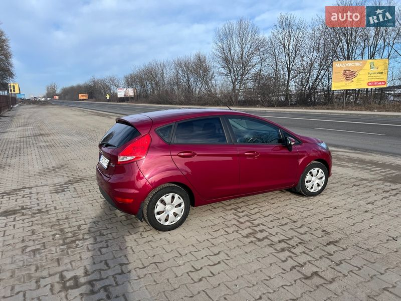 Хэтчбек Ford Fiesta 2011 в Тернополе