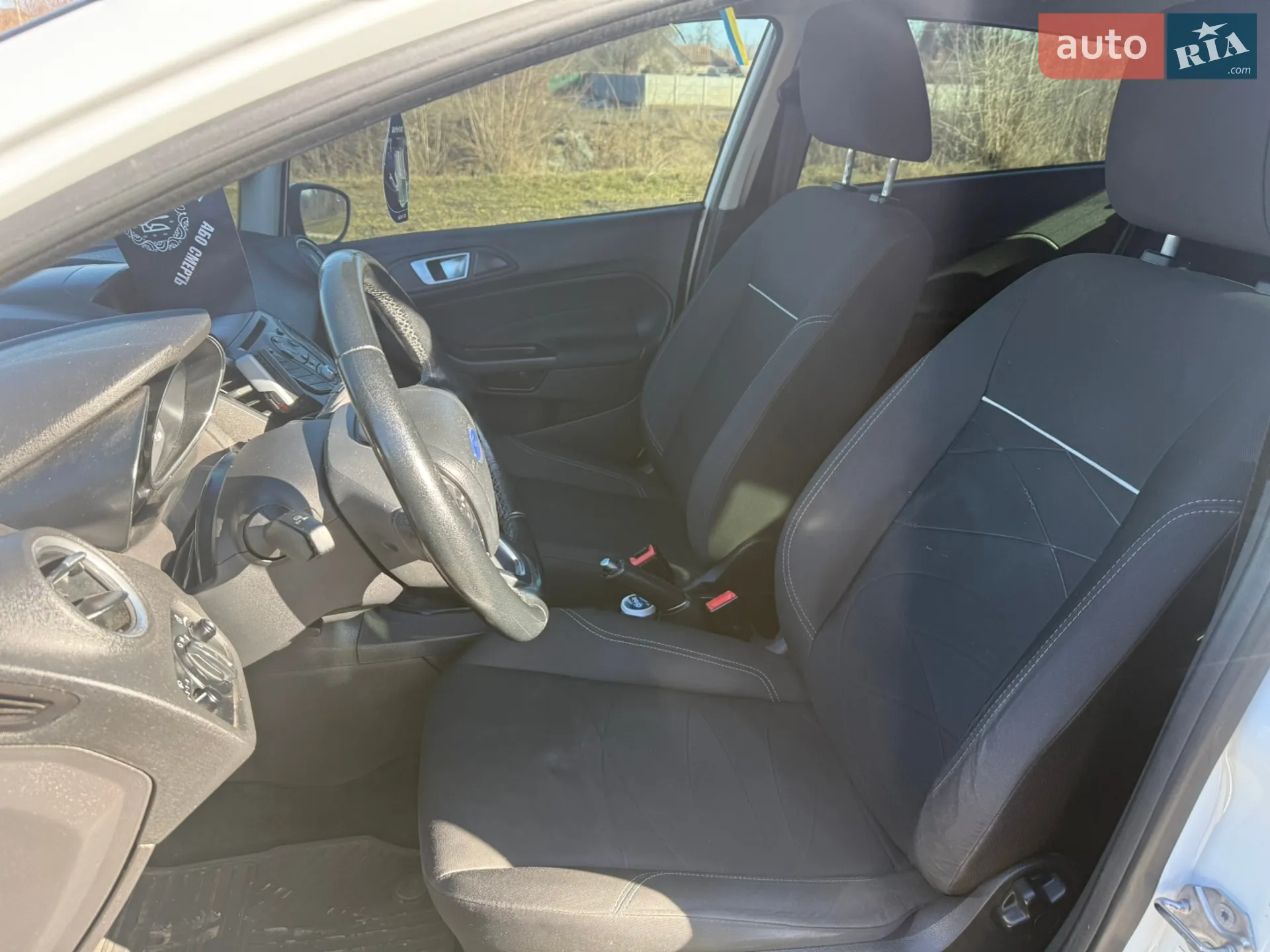 2017 Ford Fiesta - мініатюра 13