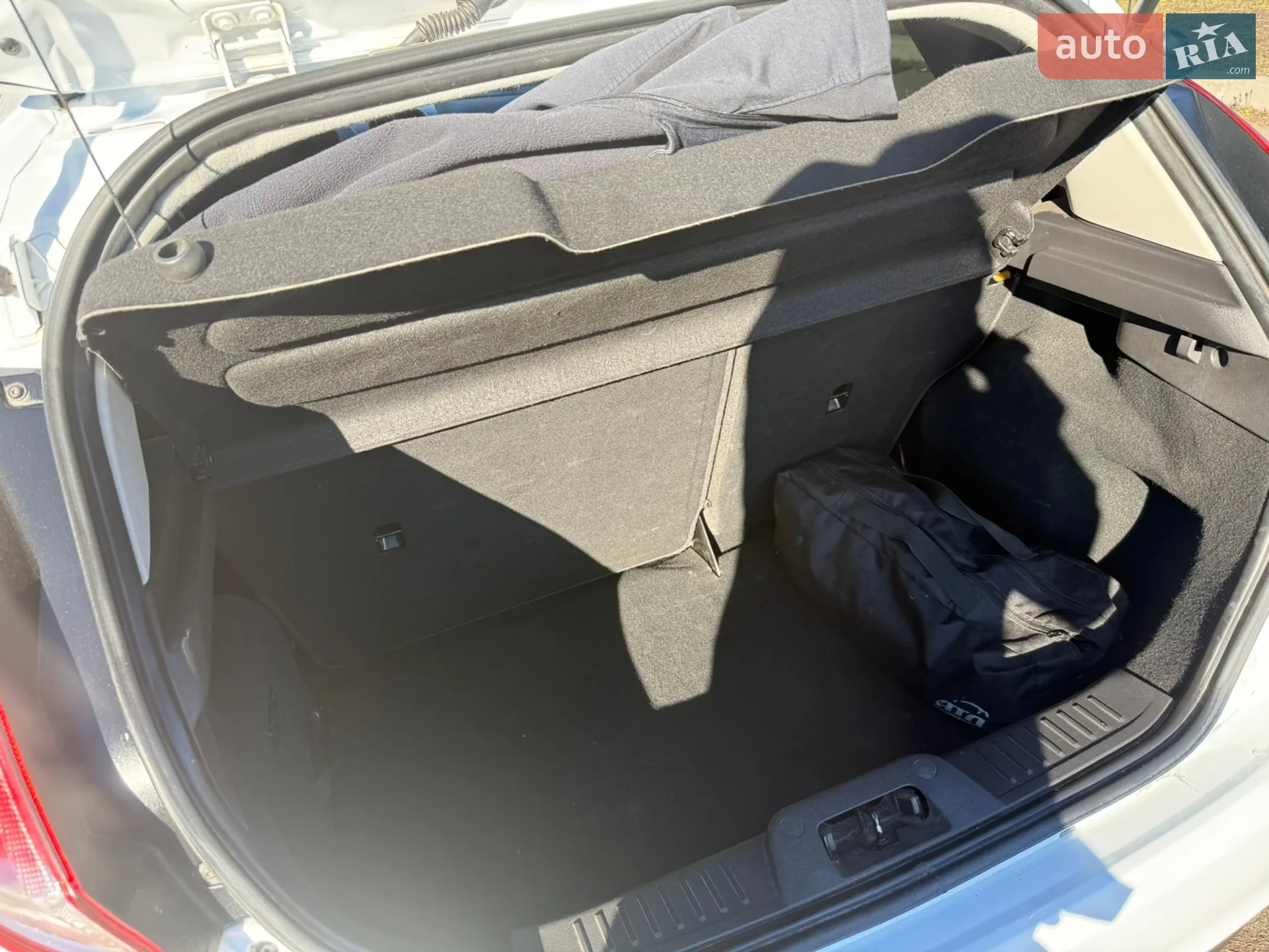 2017 Ford Fiesta - мініатюра 23