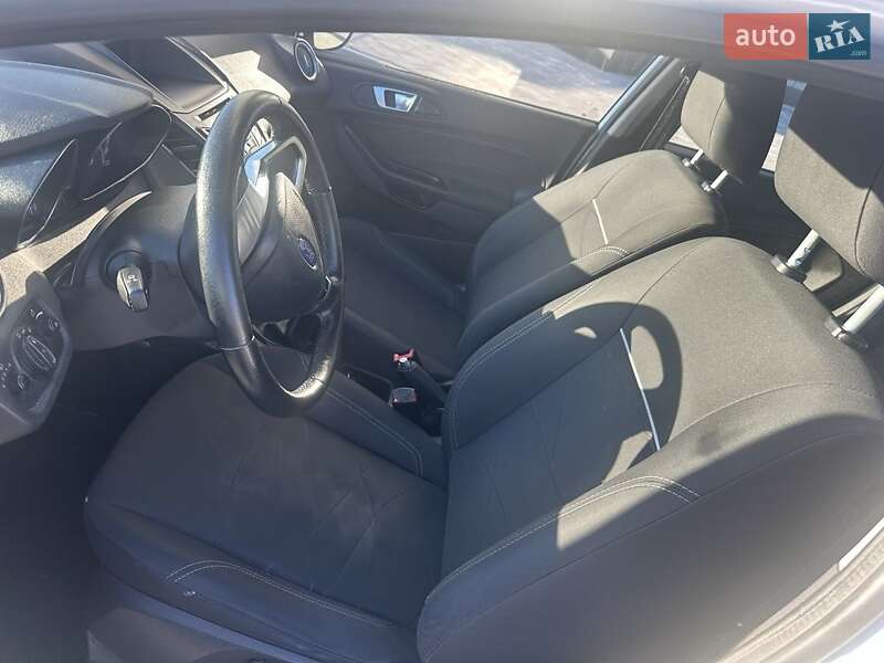 Хэтчбек Ford Fiesta 2017 в Луцке