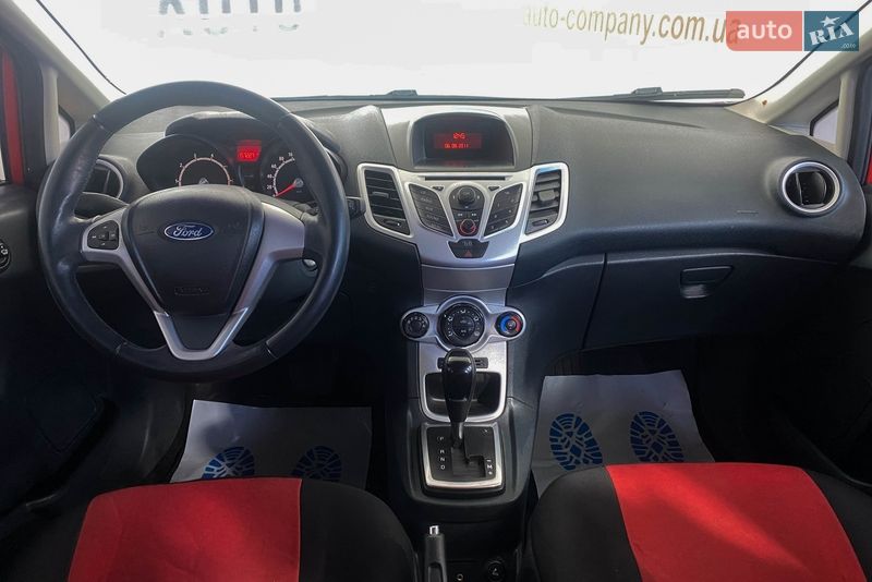 Хэтчбек Ford Fiesta 2011 в Львове