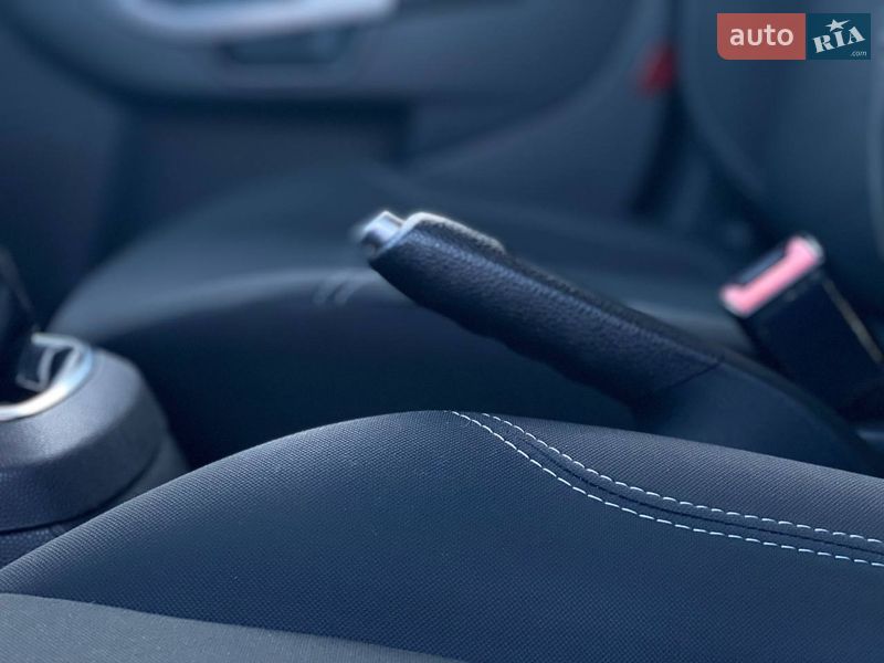 Хетчбек Ford Fiesta 2014 в Києві