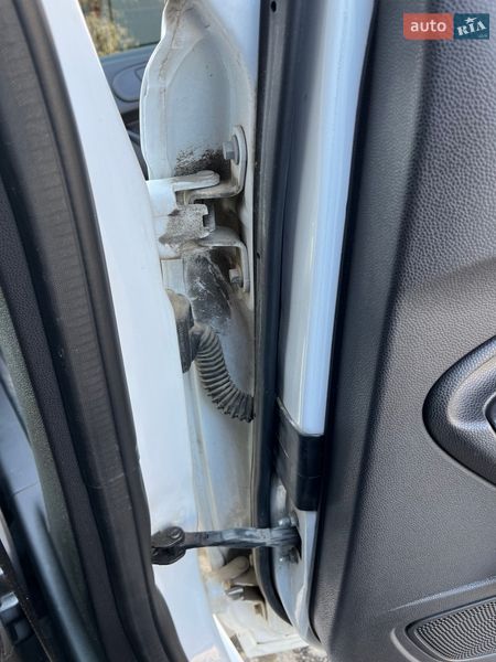 Хетчбек Ford Fiesta 2013 в Чинадієвому