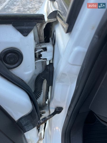 Хетчбек Ford Fiesta 2013 в Чинадієвому