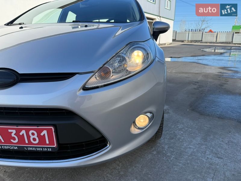 Хетчбек Ford Fiesta 2010 в Вінниці