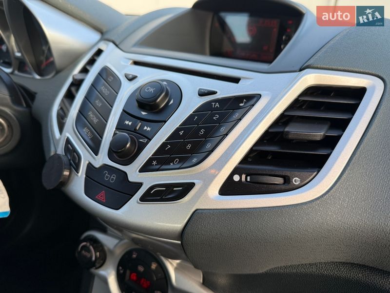 Хетчбек Ford Fiesta 2010 в Вінниці