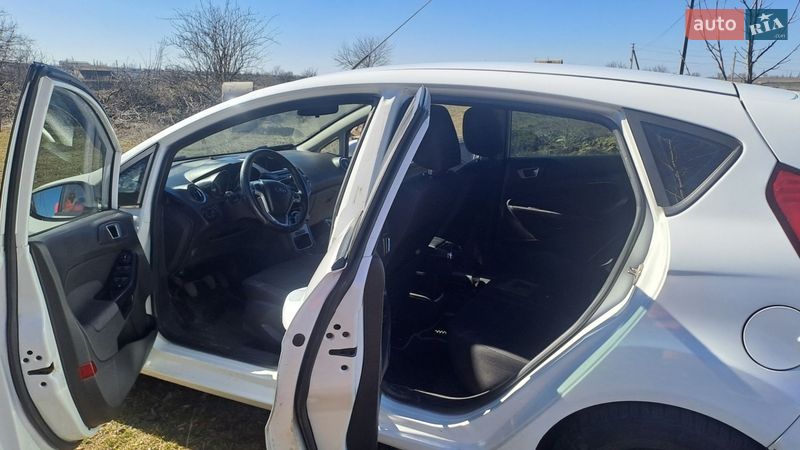 Хетчбек Ford Fiesta 2013 в Нікополі