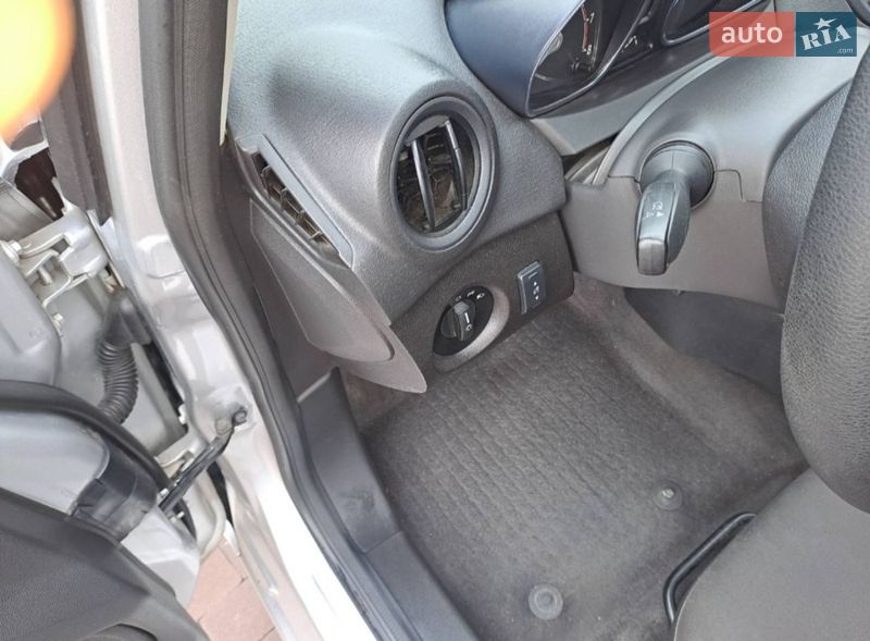 Седан Ford Fiesta 2017 в Києві