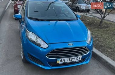 Хэтчбек Ford Fiesta 2015 в Киеве