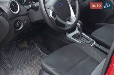 Седан Ford Fiesta 2016 в Львове